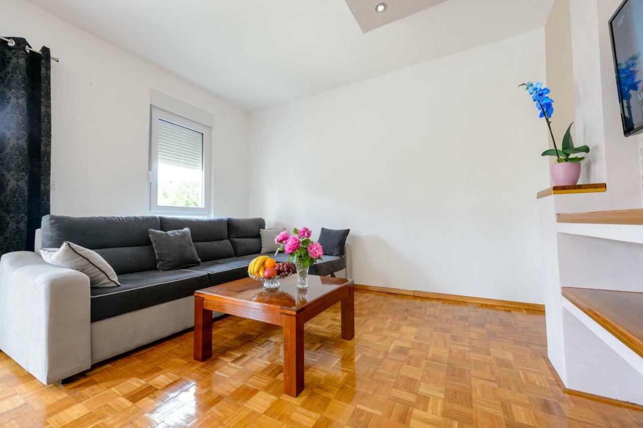 Apartment Ana 4+2 Makarska Kültér fotó
