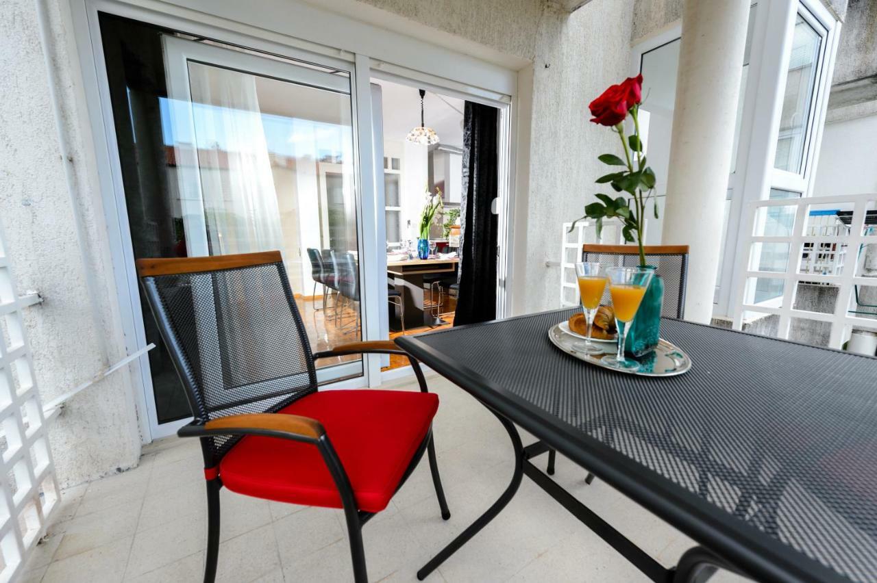 Apartment Ana 4+2 Makarska Kültér fotó