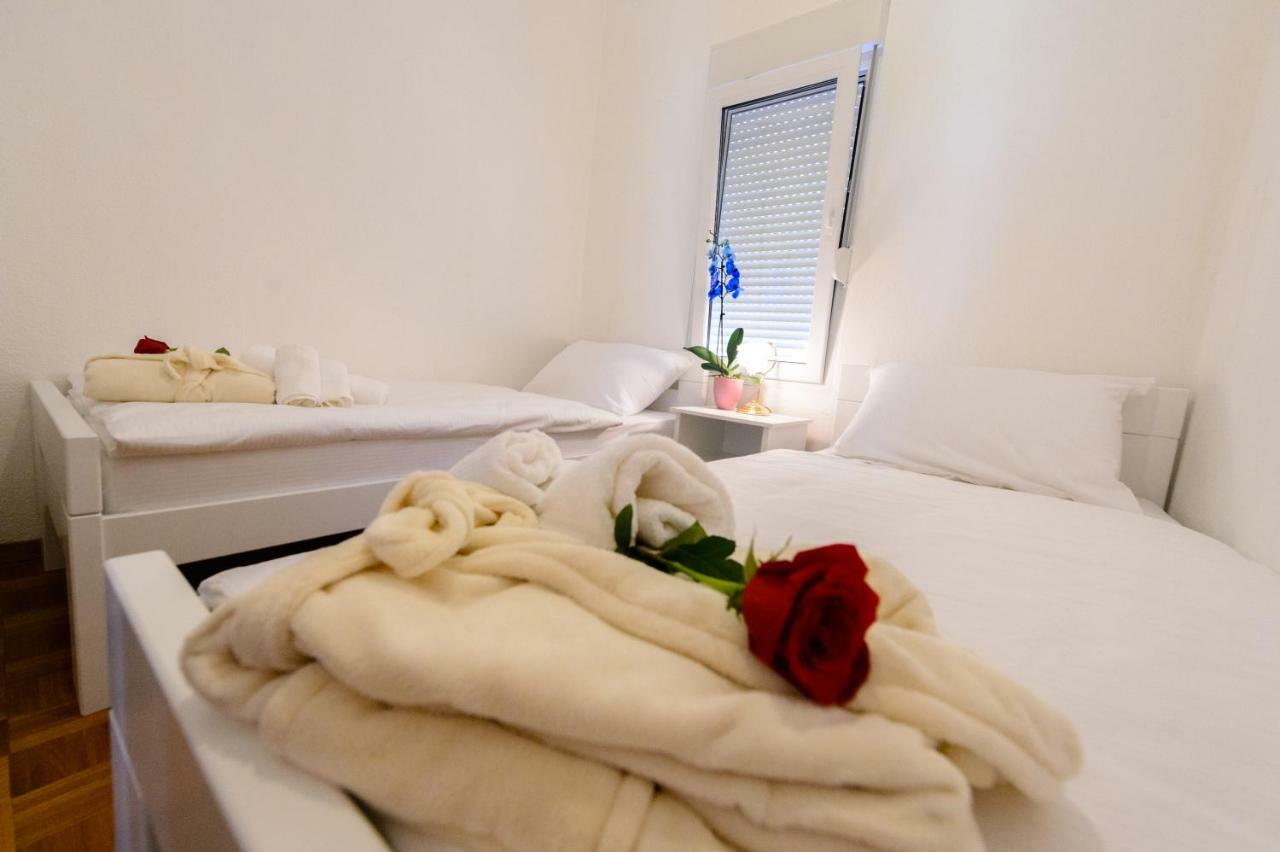 Apartment Ana 4+2 Makarska Kültér fotó